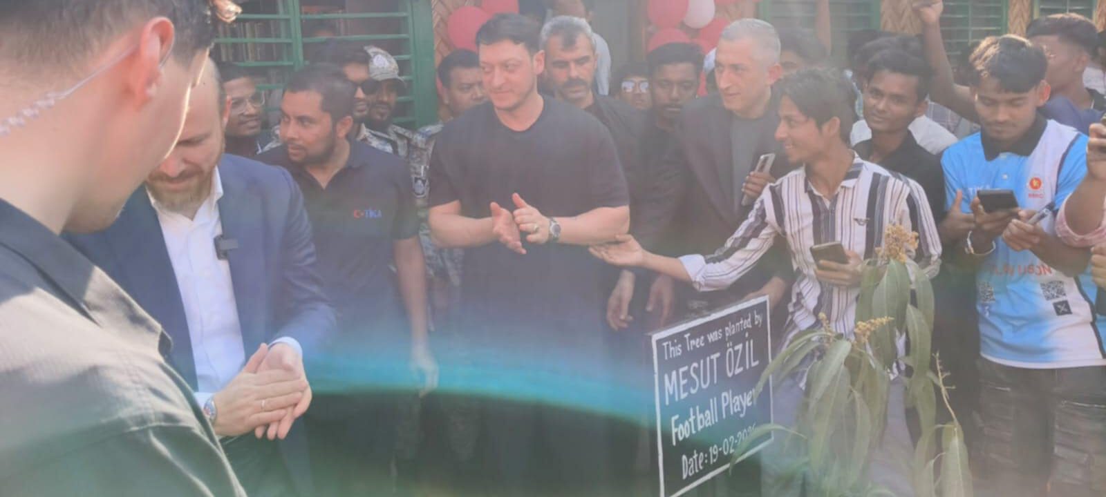 রোহিঙ্গারা ঘরে ফিরুক- প্রত্যাশা এরদোয়ান পুত্র বিলাল ও বিশ্বকাপজয়ী ফুটবলার মেসুত ওজিলের